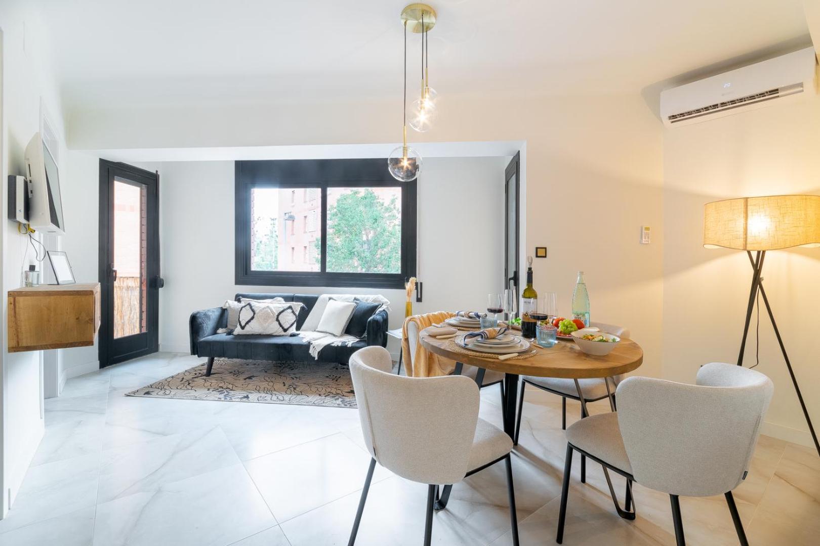 Apartment En Calma Por El Mediterraneo. *